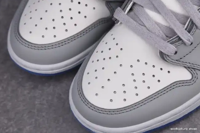 1 OG DR JORDAN LOW box) CN8607-002 X shoe (DR 0514
